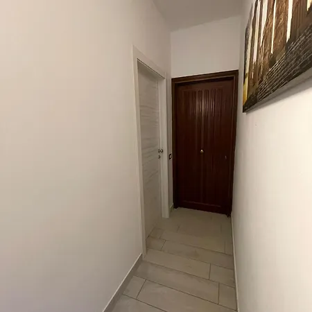 La Casa Di Giuseppe Vista Mare Apartment *